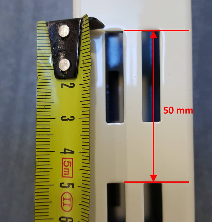 Perforation de mats au pas de 50 mm