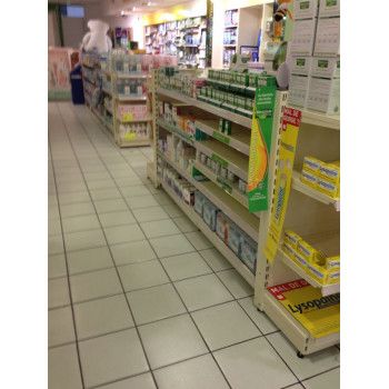 Tete de gondole centrale Pharmacie