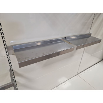 Tablette métallique sur barre de charge pour présenter des produits a plat