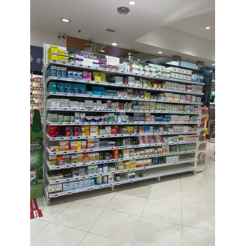 Presentation de médicaments dans une pharmacie