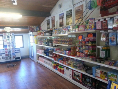 La superette / épicerie du Camping Parc Montana (83)