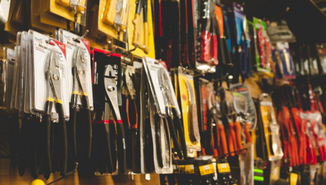 Quels rayonnages pour un magasin de bricolage ou une quincaillerie ?